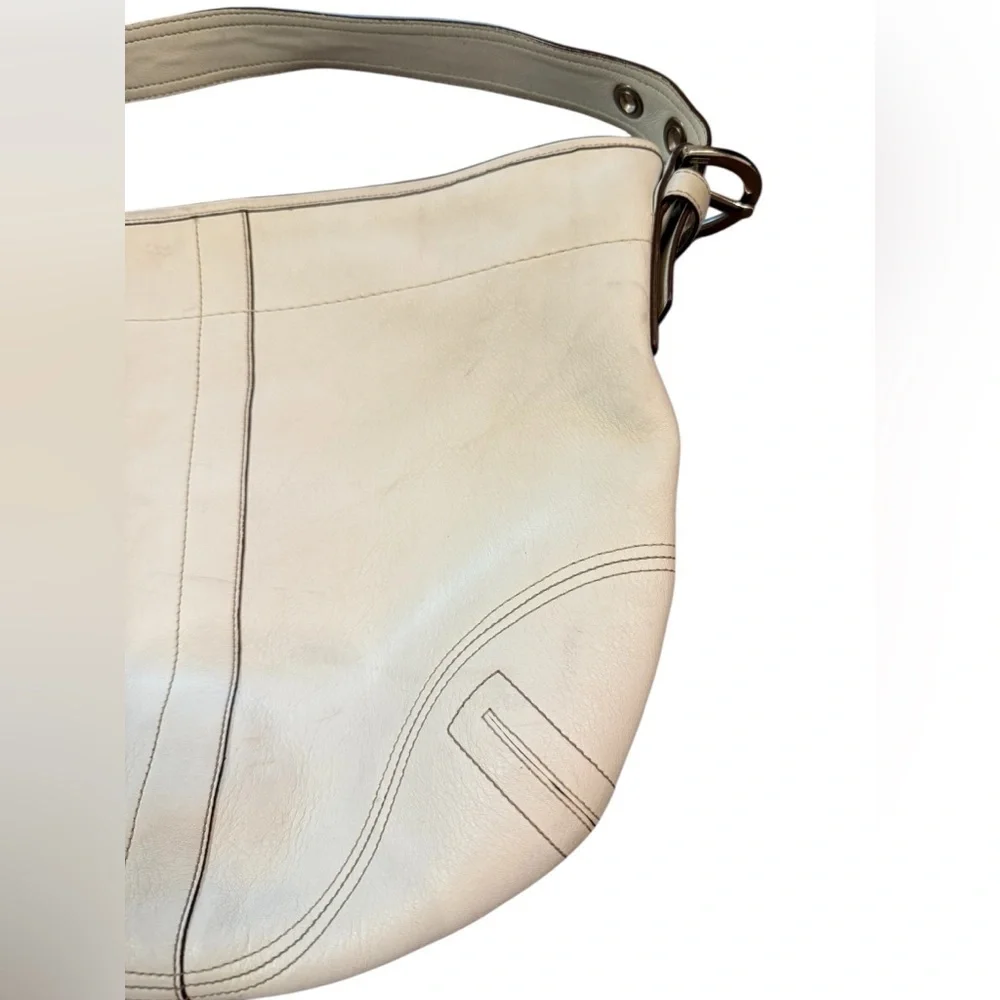 Coach Leather 8A03 Shoulder Bag in Bone With Silver Hardware